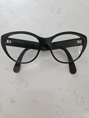 Gucci Black Cateye Glasses Frames With Correction